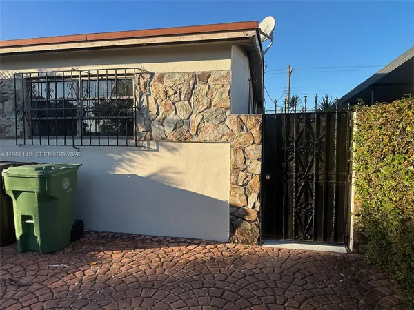 a view of an entrance to house