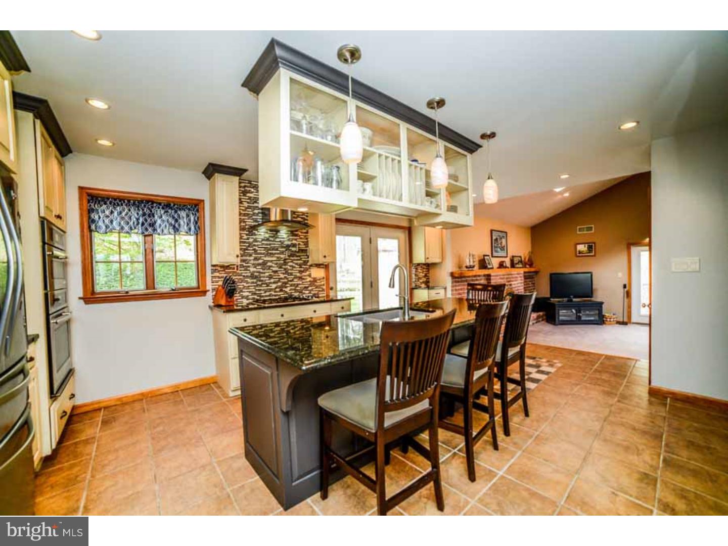 535 Blue Lake Road Denver, PA 17517 - Photo 11 of 25 Kitchen