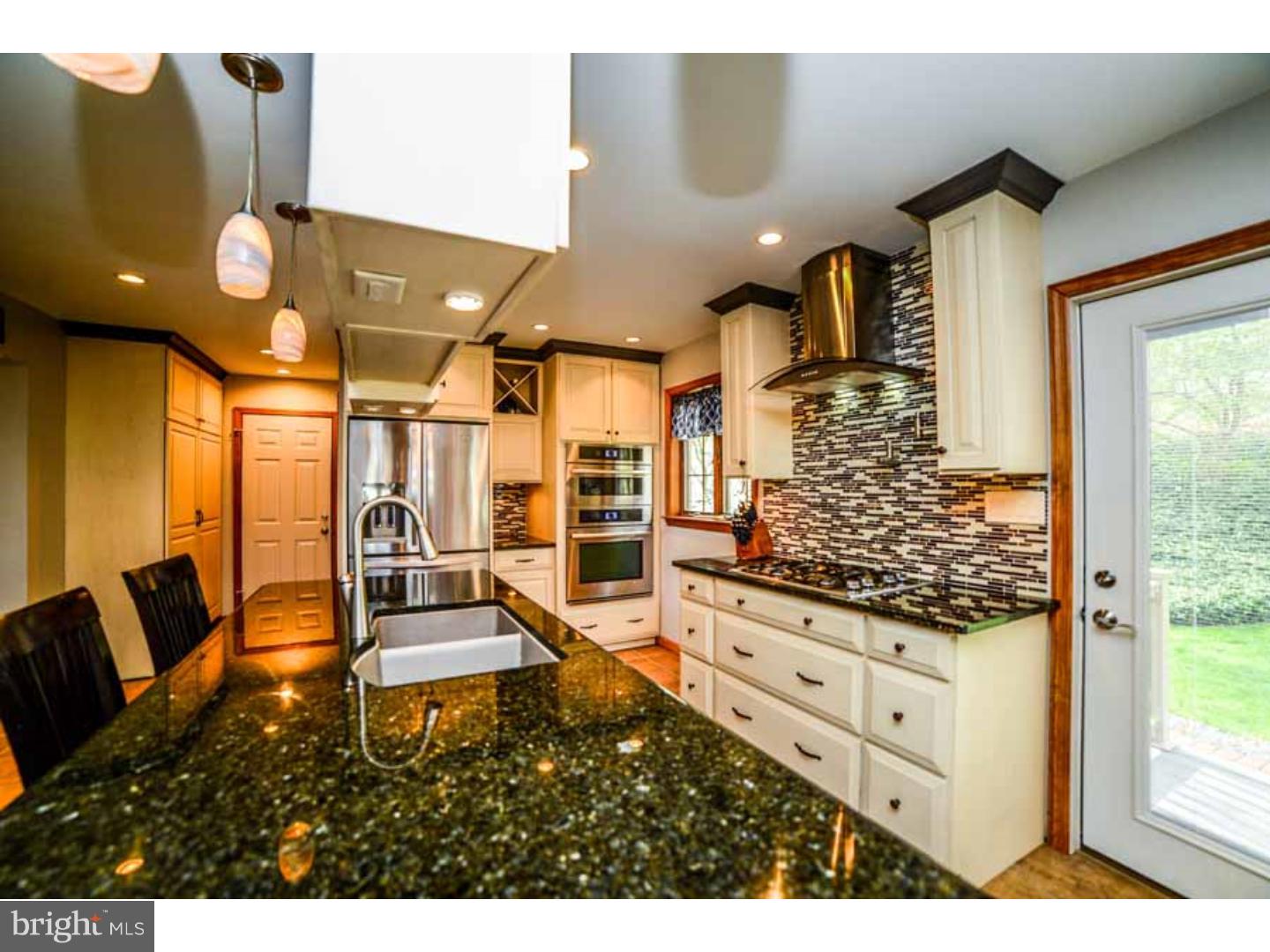 535 Blue Lake Road Denver, PA 17517 - Photo 12 of 25 Kitchen