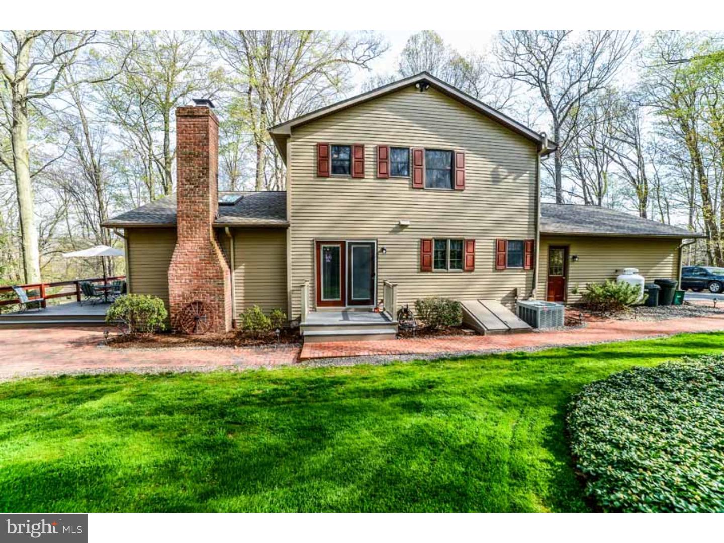 535 Blue Lake Road Denver, PA 17517 - Photo 21 of 25 Exterior Back