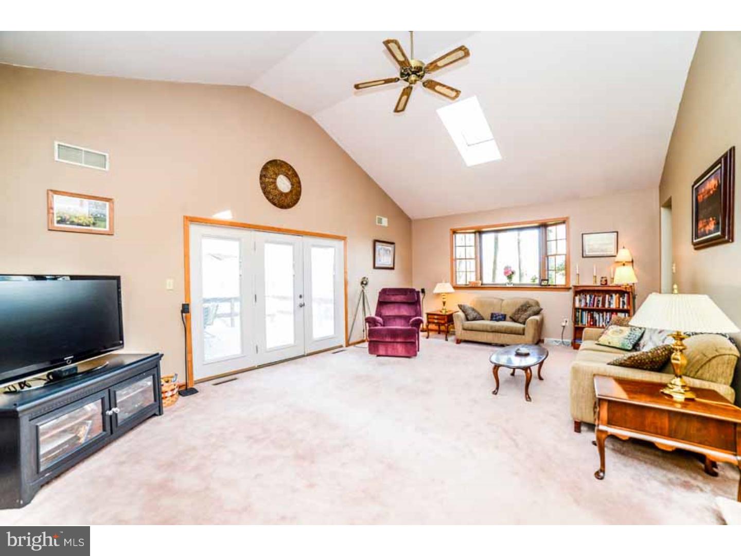 535 Blue Lake Road Denver, PA 17517 - Photo 9 of 25 Living Room