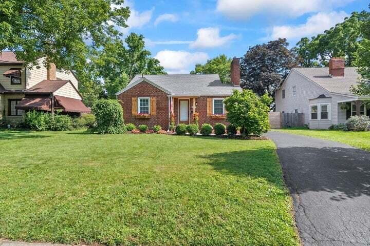 2698 Ruhl Avenue Columbus, OH 43209 - Photo 3 of 45