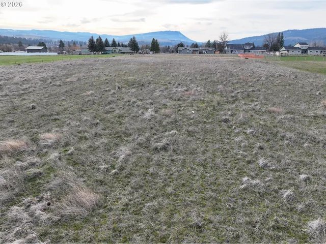 $105,000 | 953 North 15th Avenue, Elgin, OR 97827