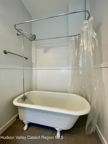 $2,650 | 534-536 Columbia Street, Unit 2, Hudson, NY 12534