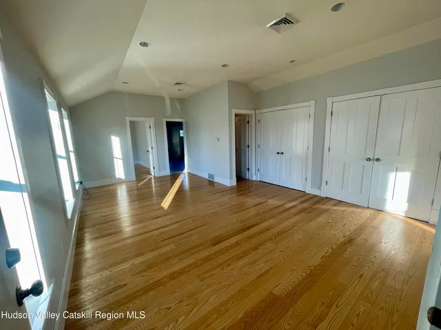 $2,650 | 534-536 Columbia Street, Unit 2, Hudson, NY 12534