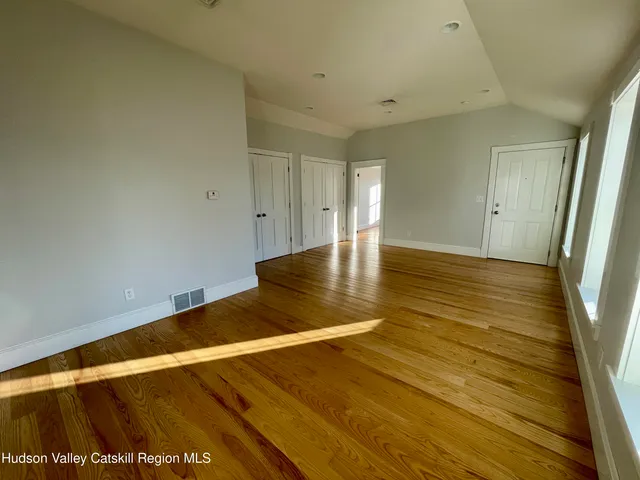 $2,650 | 534-536 Columbia Street, Unit 2, Hudson, NY 12534