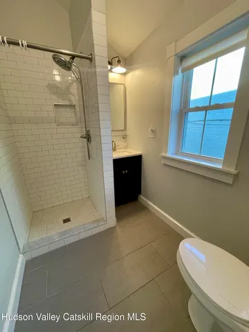 $2,650 | 534-536 Columbia Street, Unit 2, Hudson, NY 12534