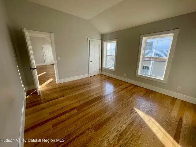 $2,650 | 534-536 Columbia Street, Unit 2, Hudson, NY 12534