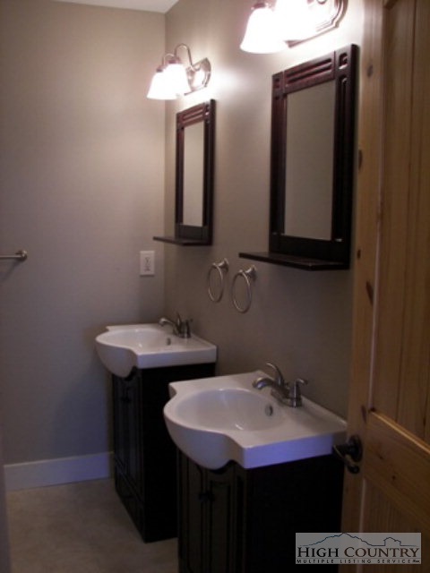 111 High Hollow Road Deep Gap, NC 28618 - Photo 7 of 28 Gallery Image 7