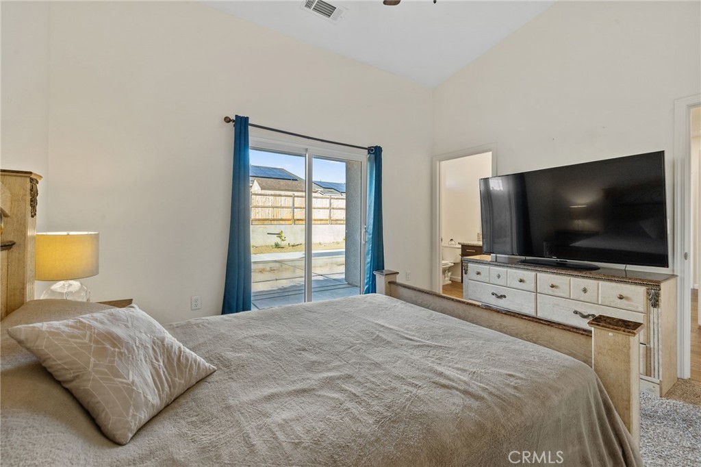 1237 East Orange Street Avenal, CA 93204 - Photo 12 of 27