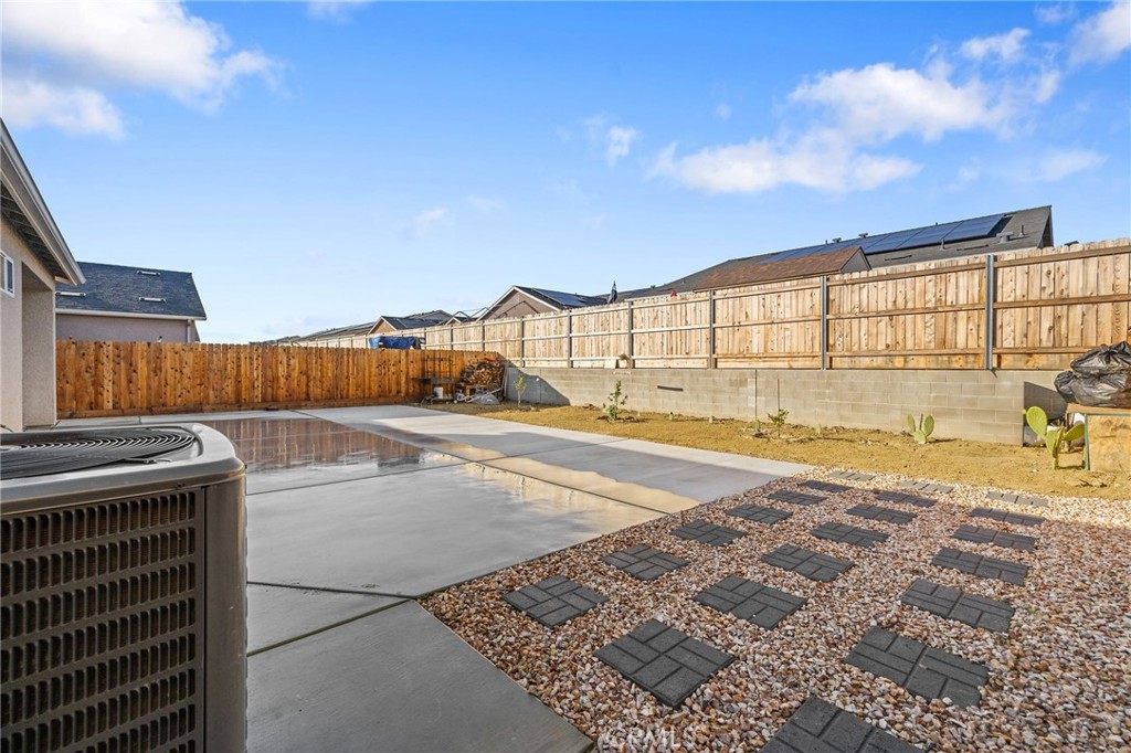 1237 East Orange Street Avenal, CA 93204 - Photo 20 of 27