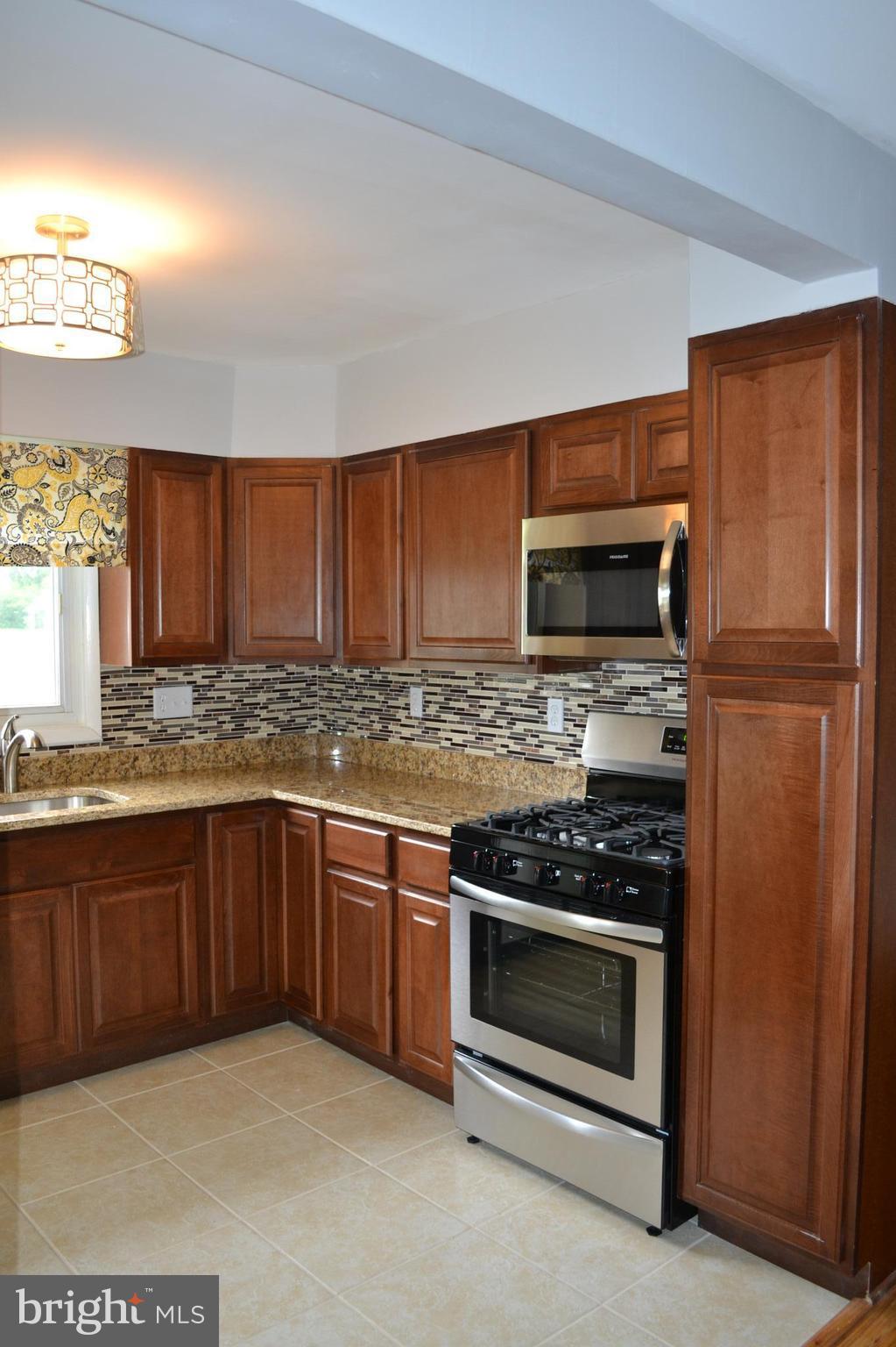 492 Rita Drive Odenton, MD 21113 - Photo 12 of 30 Kitchen