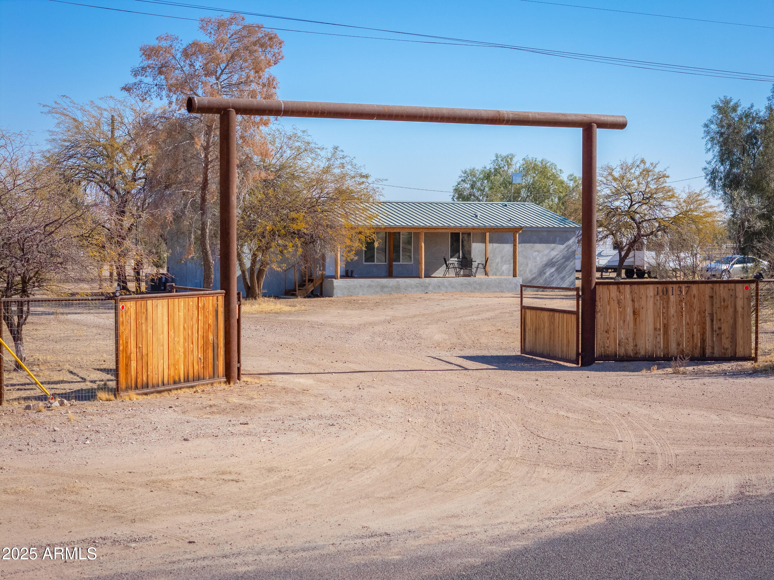 10137 North White Road Maricopa, AZ 85139 - Photo 1 of 109 07