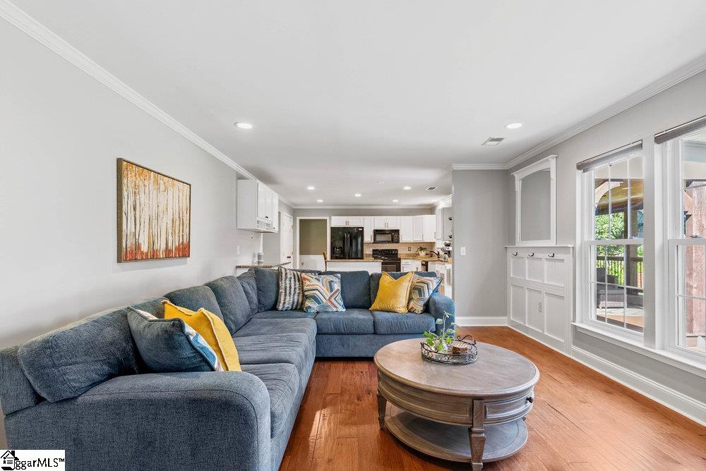 211 Highgate Circle Greer, SC 29650 - Photo 8 of 50