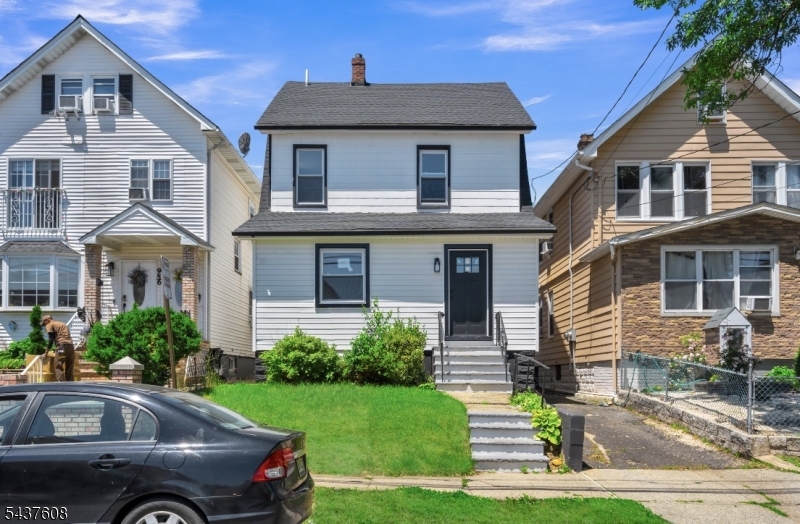 956 Adams Avenue Elizabeth, NJ 07201 - Photo 1 of 23