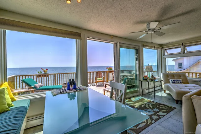 $699,000 | 4 Cambridge Court, East Haven, CT 06512