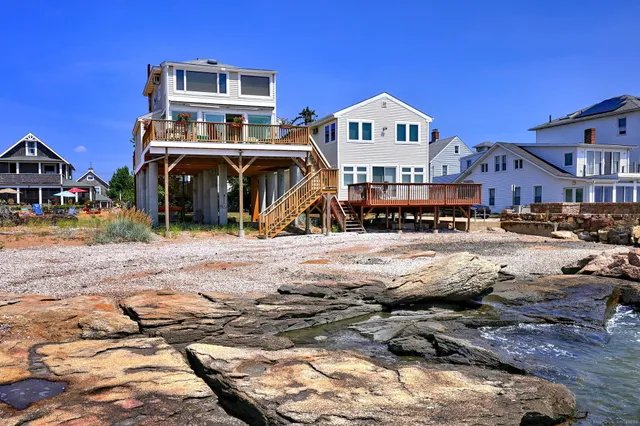 $699,000 | 4 Cambridge Court, East Haven, CT 06512