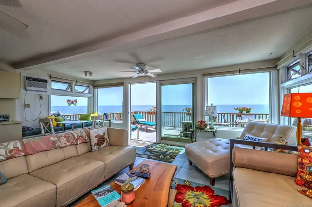 $699,000 | 4 Cambridge Court, East Haven, CT 06512