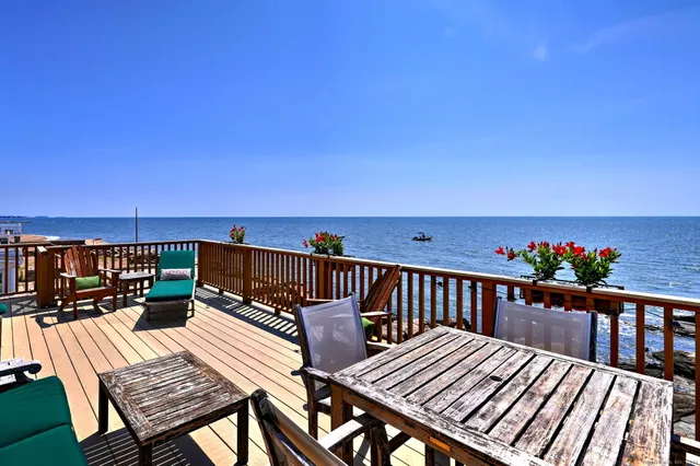 $699,000 | 4 Cambridge Court, East Haven, CT 06512