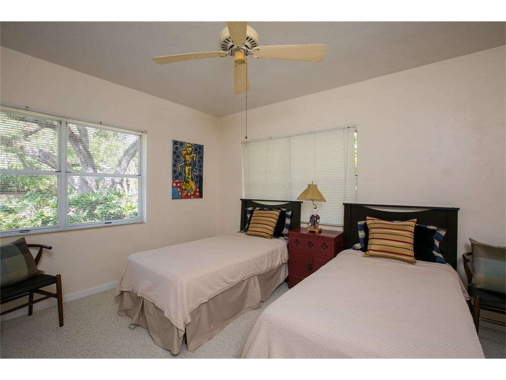 640 Fiddlewood Road Vero Beach, FL 32963 - Photo 13 of 30 Gallery Image 13