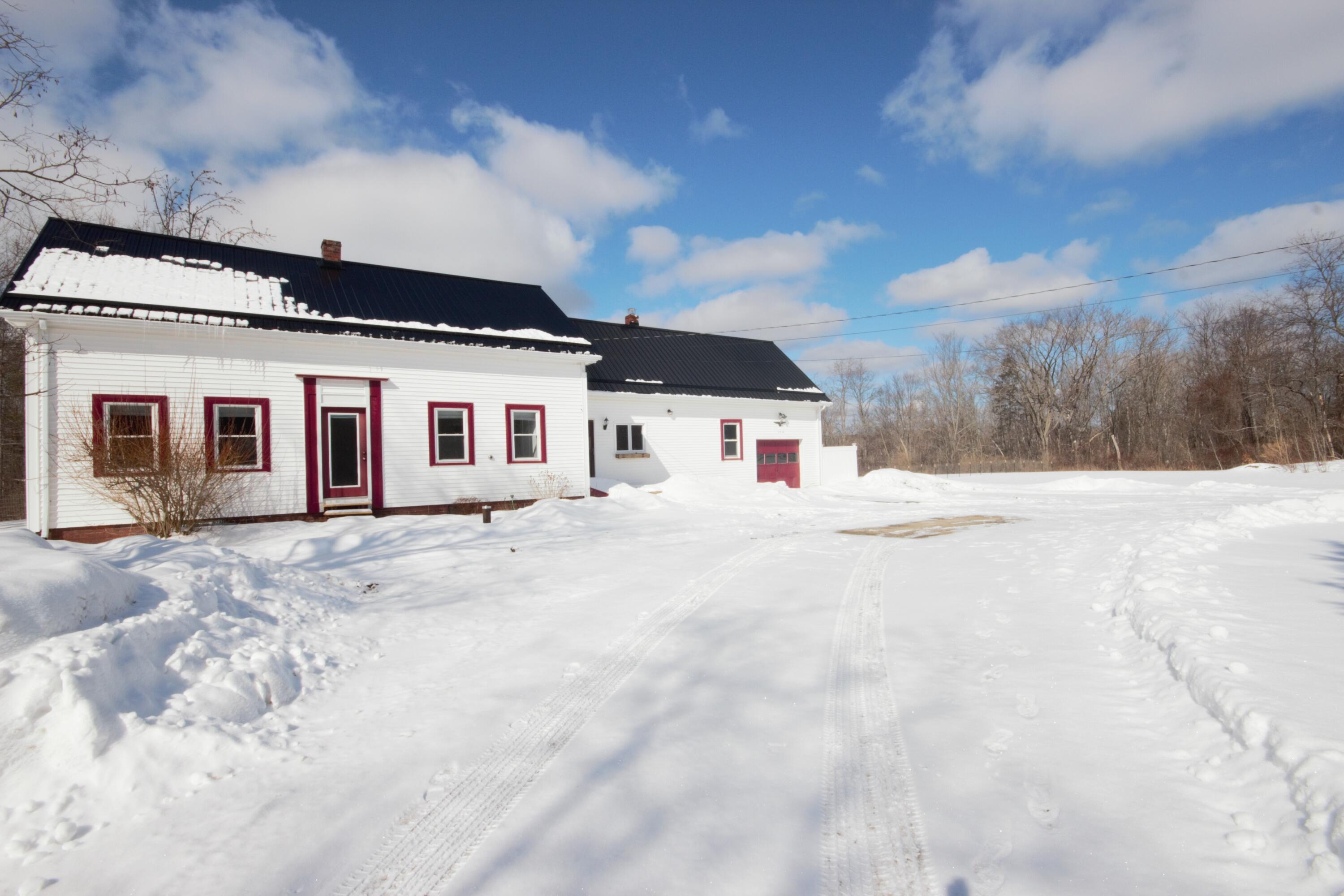 162 Riverside Drive Eddington, ME 04428 - Photo 2 of 41 IMG_3536