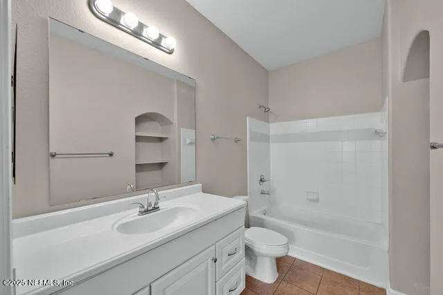 $205,000 | 8290 Gate Parkway, Unit 503, Jacksonville, FL 32216