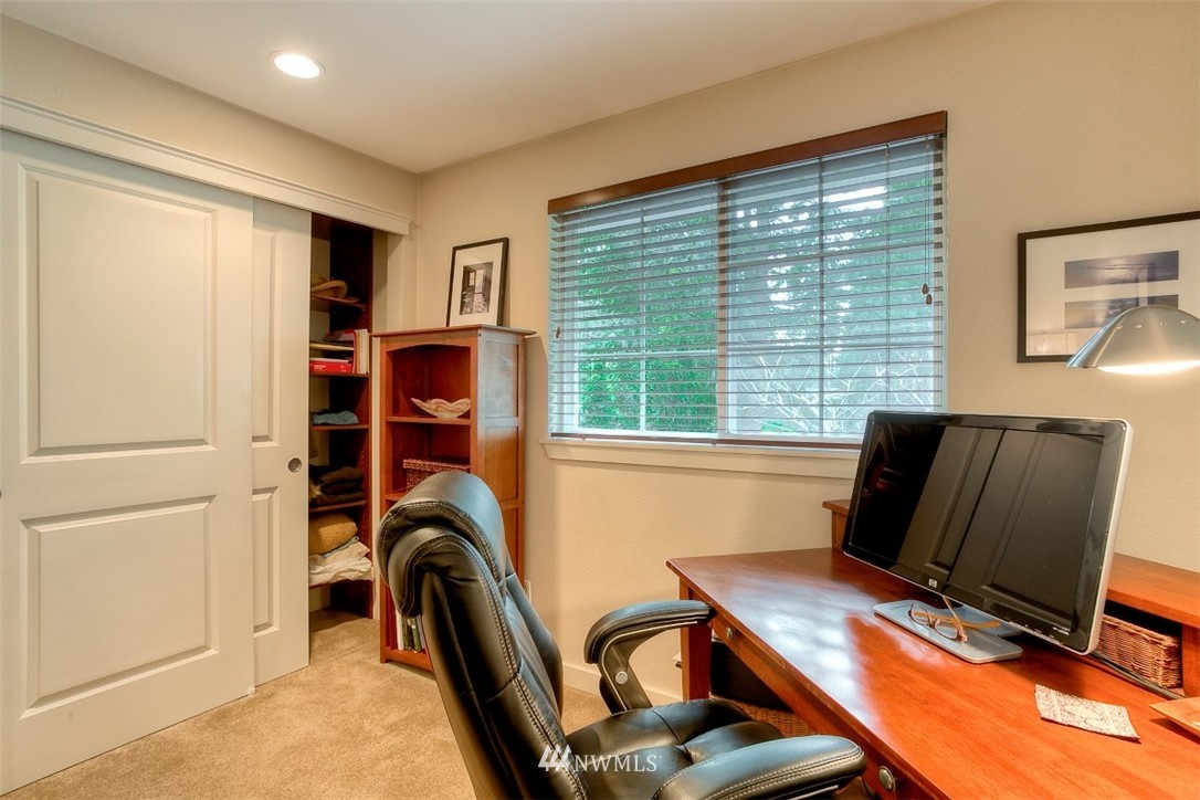 19711 32nd Avenue Southeast Bothell, WA 98012 - Photo 11 of 24 Gallery Image 11