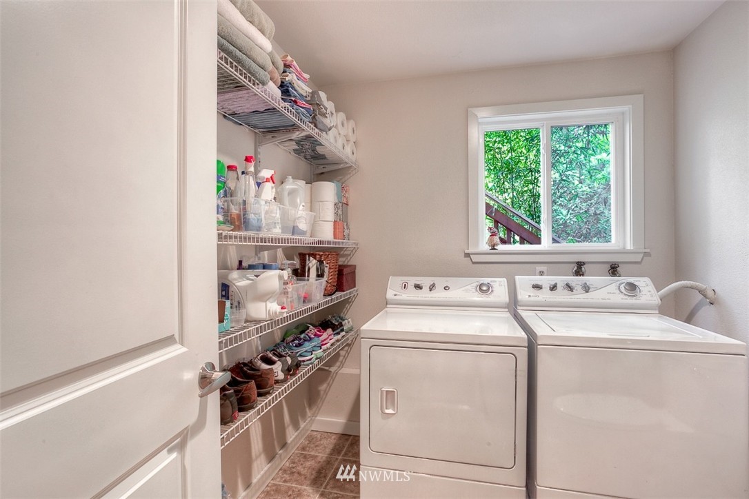19711 32nd Avenue Southeast Bothell, WA 98012 - Photo 20 of 24 Gallery Image 20