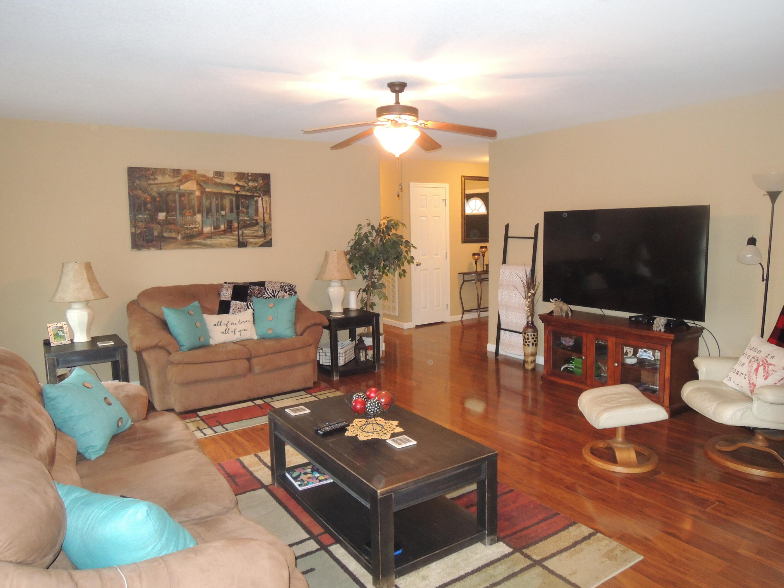 207 Fawn Loop Crossville, TN 38555 - Photo 12 of 26 DSCN7285