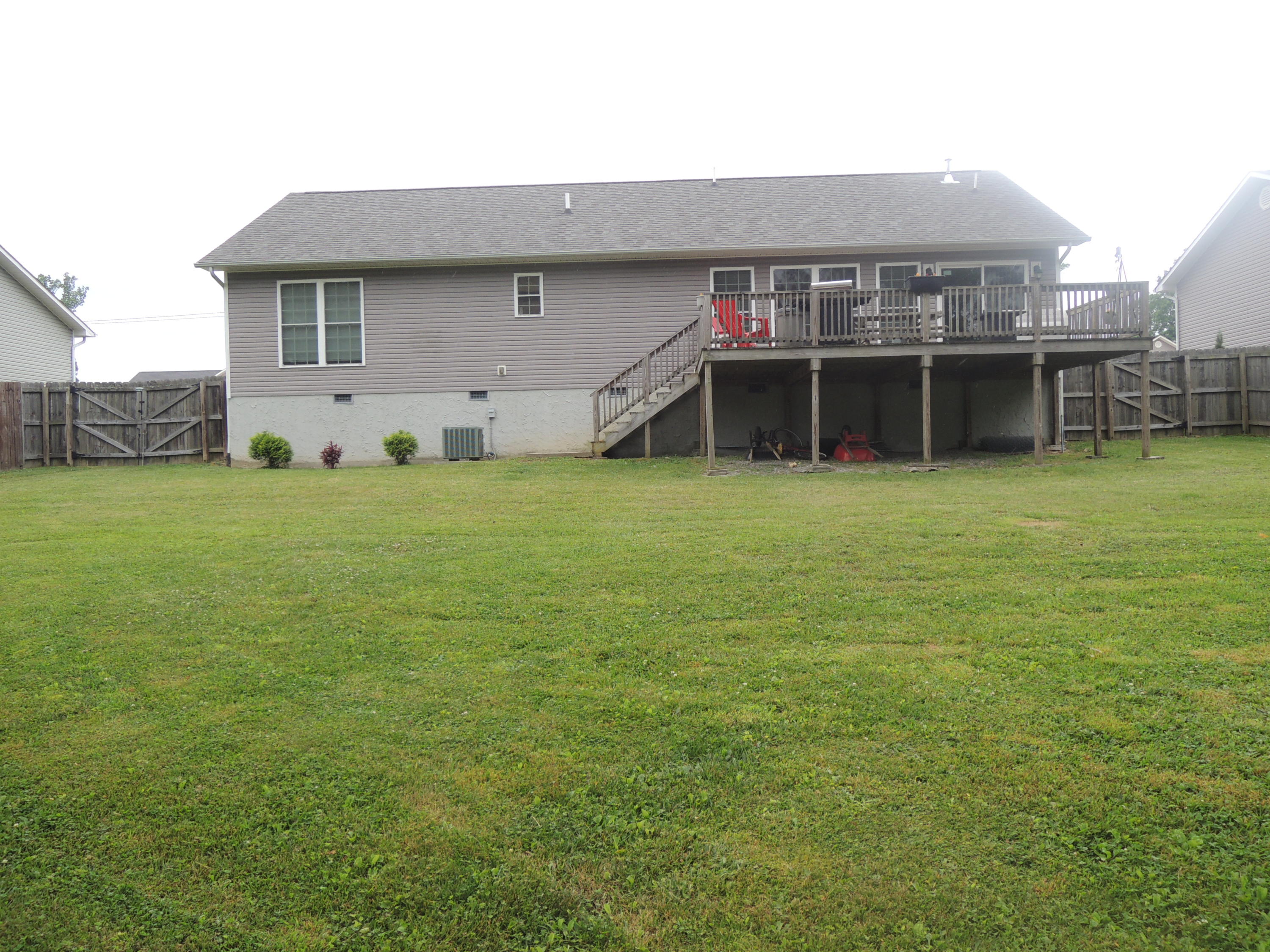 207 Fawn Loop Crossville, TN 38555 - Photo 9 of 26 DSCN7300 (1)