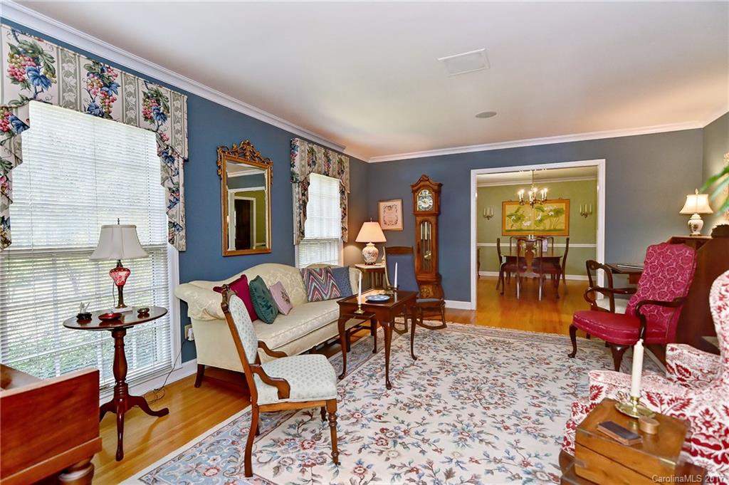 4301 Crossgate Road Charlotte, NC 28226 - Photo 11 of 24 Gallery Image 11