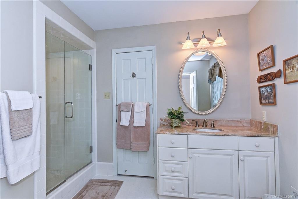 4301 Crossgate Road Charlotte, NC 28226 - Photo 18 of 24 Gallery Image 18