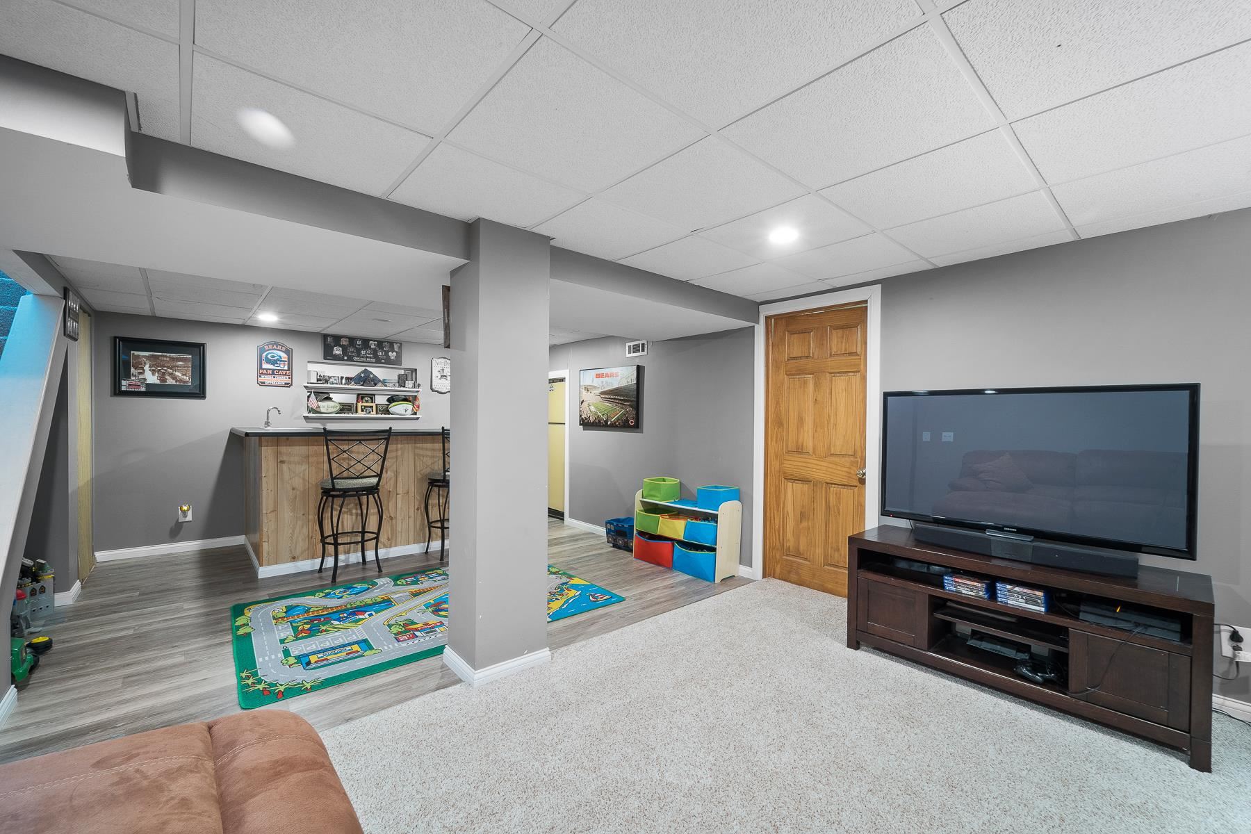 1370 Valley Drive Springfield, IL 62702 - Photo 32 of 33