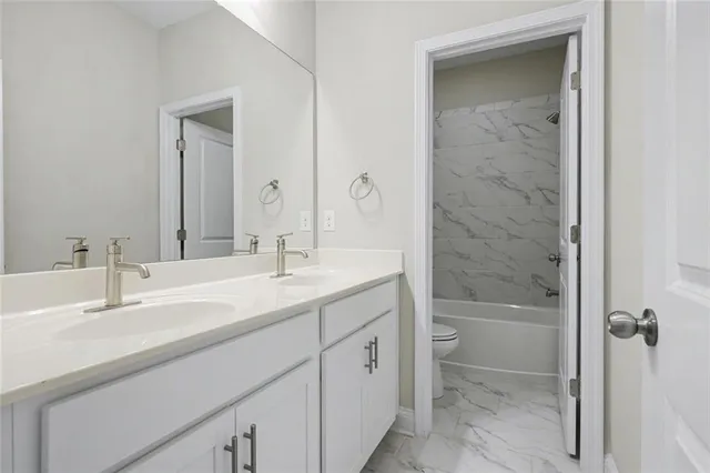 $550,000 | 99 West Dixie Avenue Southeast, Marietta, GA 30008