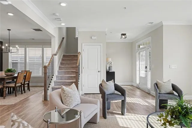 $550,000 | 99 West Dixie Avenue Southeast, Marietta, GA 30008