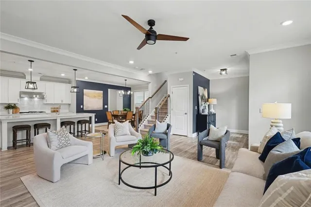 $550,000 | 99 West Dixie Avenue Southeast, Marietta, GA 30008