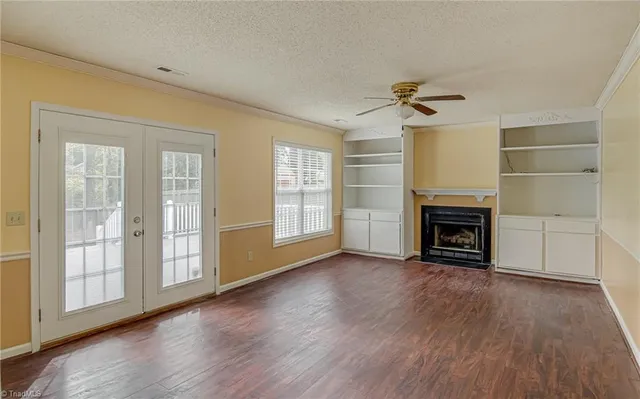 $2,400 | 4517 Southport Road, Greensboro, NC 27410