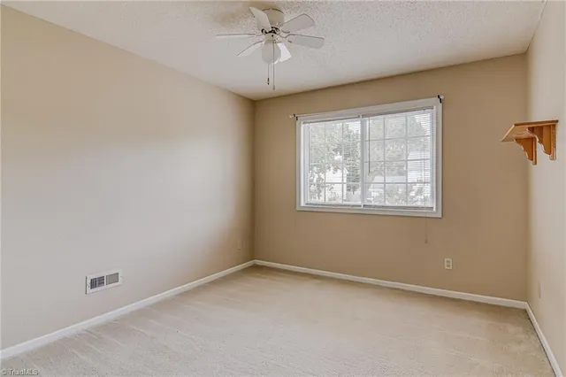 $2,400 | 4517 Southport Road, Greensboro, NC 27410