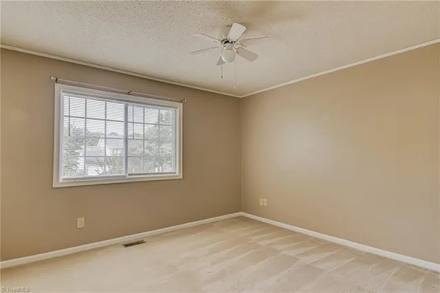 $2,400 | 4517 Southport Road, Greensboro, NC 27410