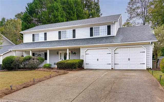 $2,400 | 4517 Southport Road, Greensboro, NC 27410