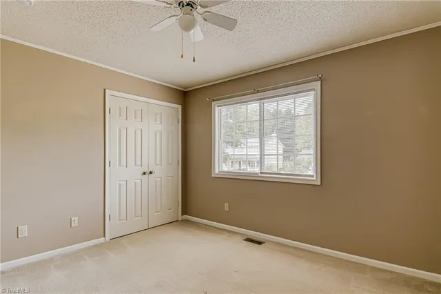 $2,400 | 4517 Southport Road, Greensboro, NC 27410