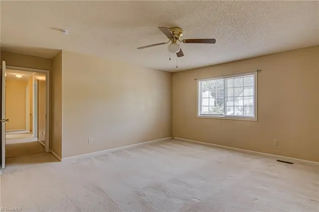 $2,400 | 4517 Southport Road, Greensboro, NC 27410