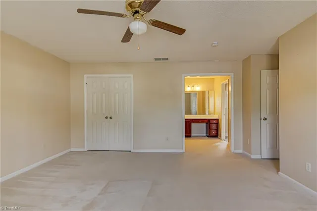 $2,400 | 4517 Southport Road, Greensboro, NC 27410