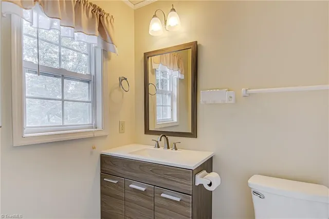 $2,400 | 4517 Southport Road, Greensboro, NC 27410