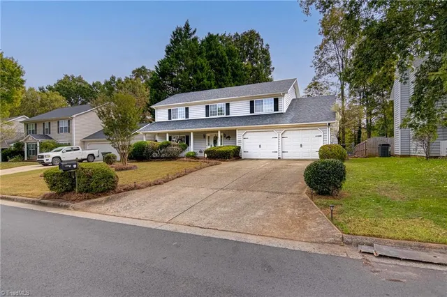 $2,400 | 4517 Southport Road, Greensboro, NC 27410