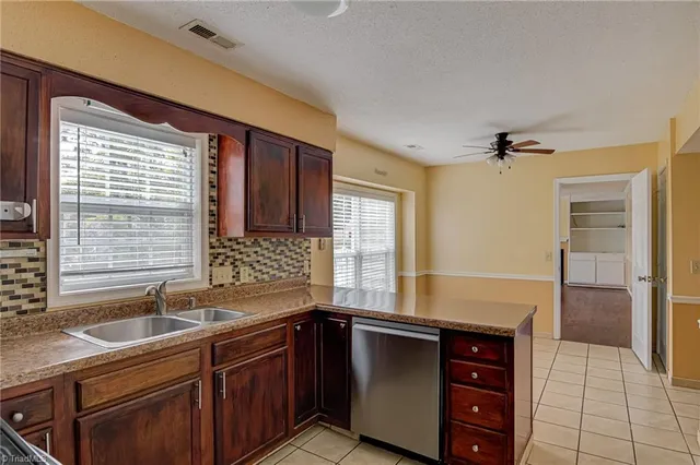 $2,400 | 4517 Southport Road, Greensboro, NC 27410