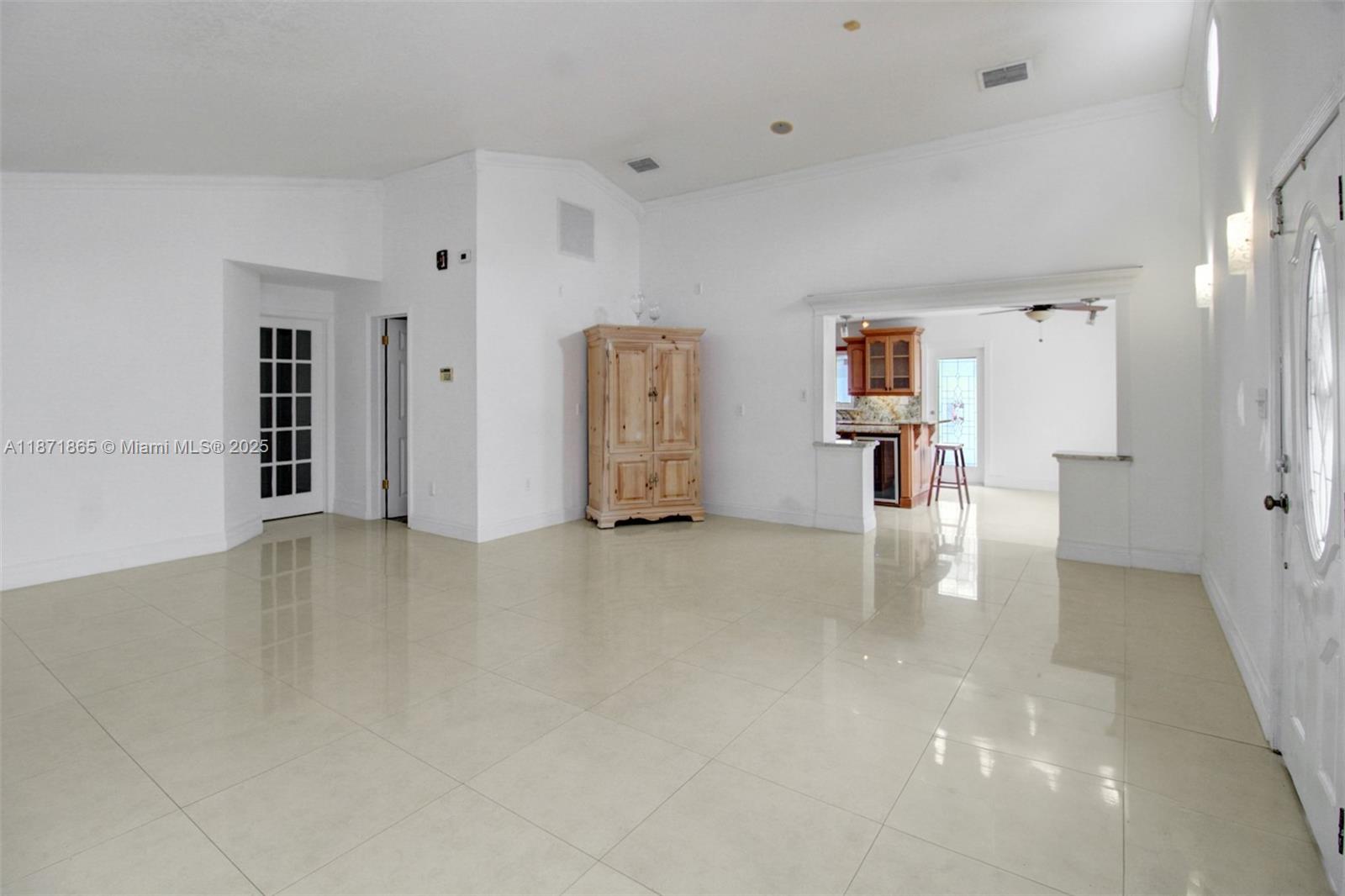 9930 Southwest 48th Street Miami, FL 33165 - Photo 9 of 29 a view of empty room