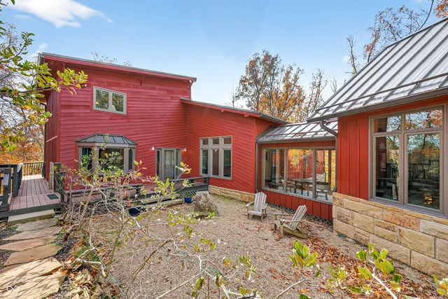 $895,000 | 8650 Mt Nebo Road, Freetown, IN 47235