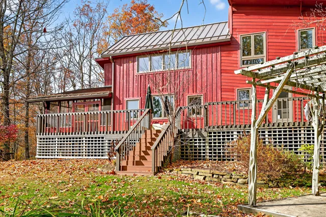 $895,000 | 8650 Mt Nebo Road, Freetown, IN 47235