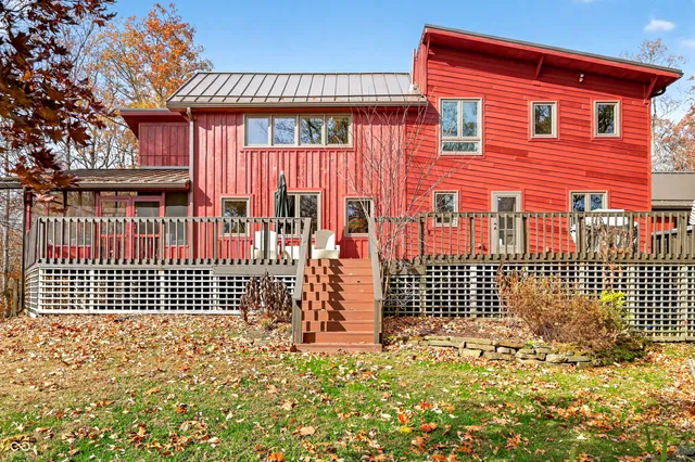 $895,000 | 8650 Mt Nebo Road, Freetown, IN 47235